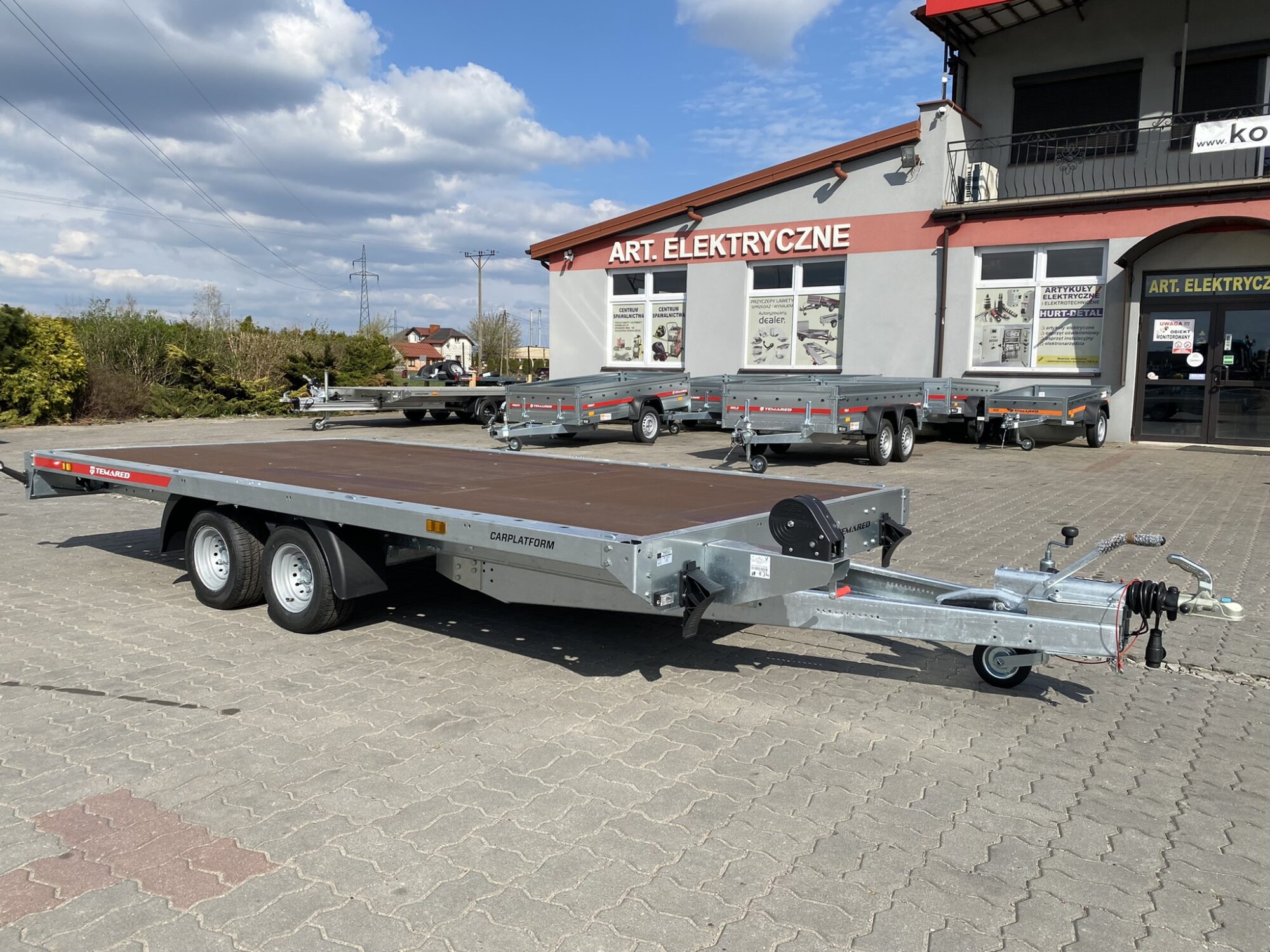 Laweta Temared Carplatform 4021 dwuosiowa o DMC 2700kg