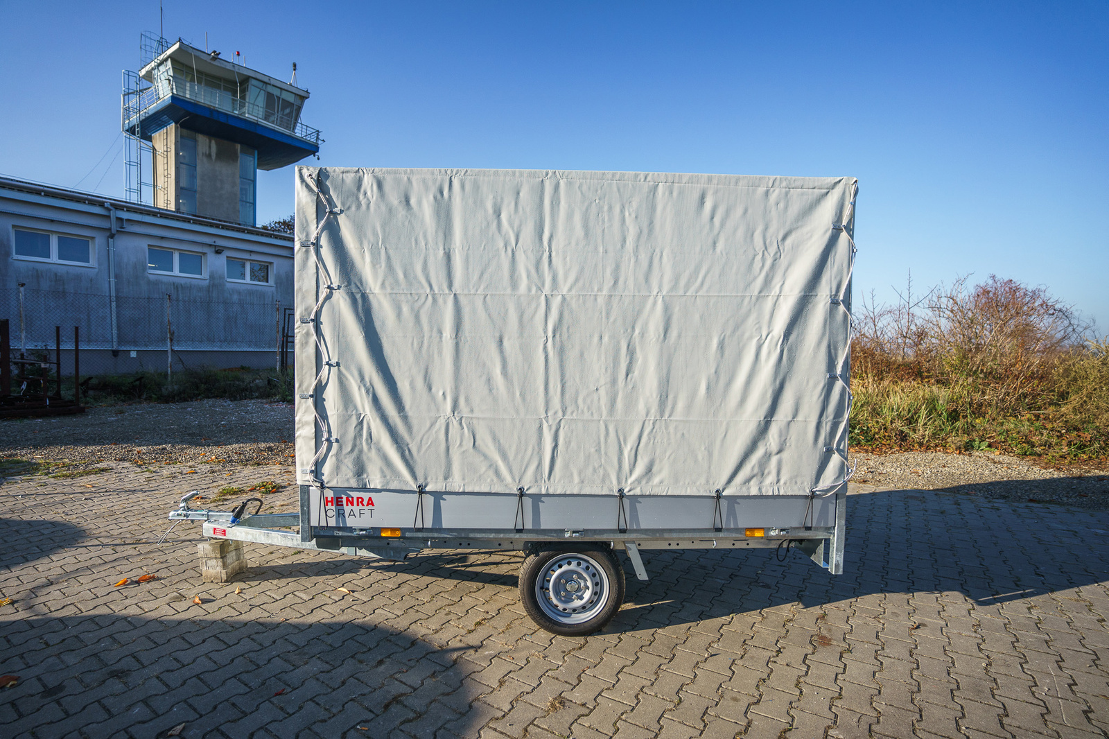 Przyczepa HENRA Craft Trailer 255x150x160 DMC750kg + stelaż z plandeką