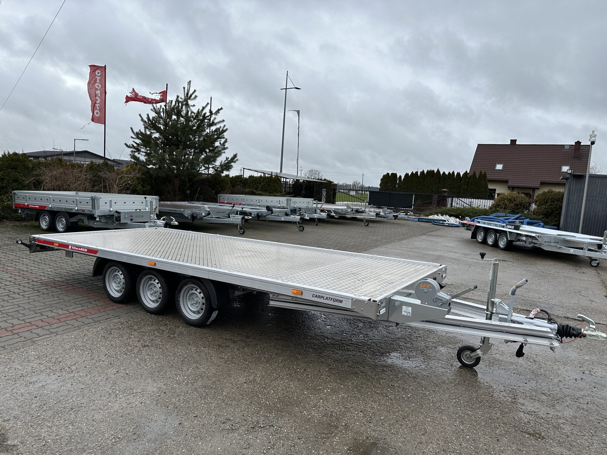 Laweta Aluminiowa Carplatform 5121 Temared o DMC 3500KG koła R13