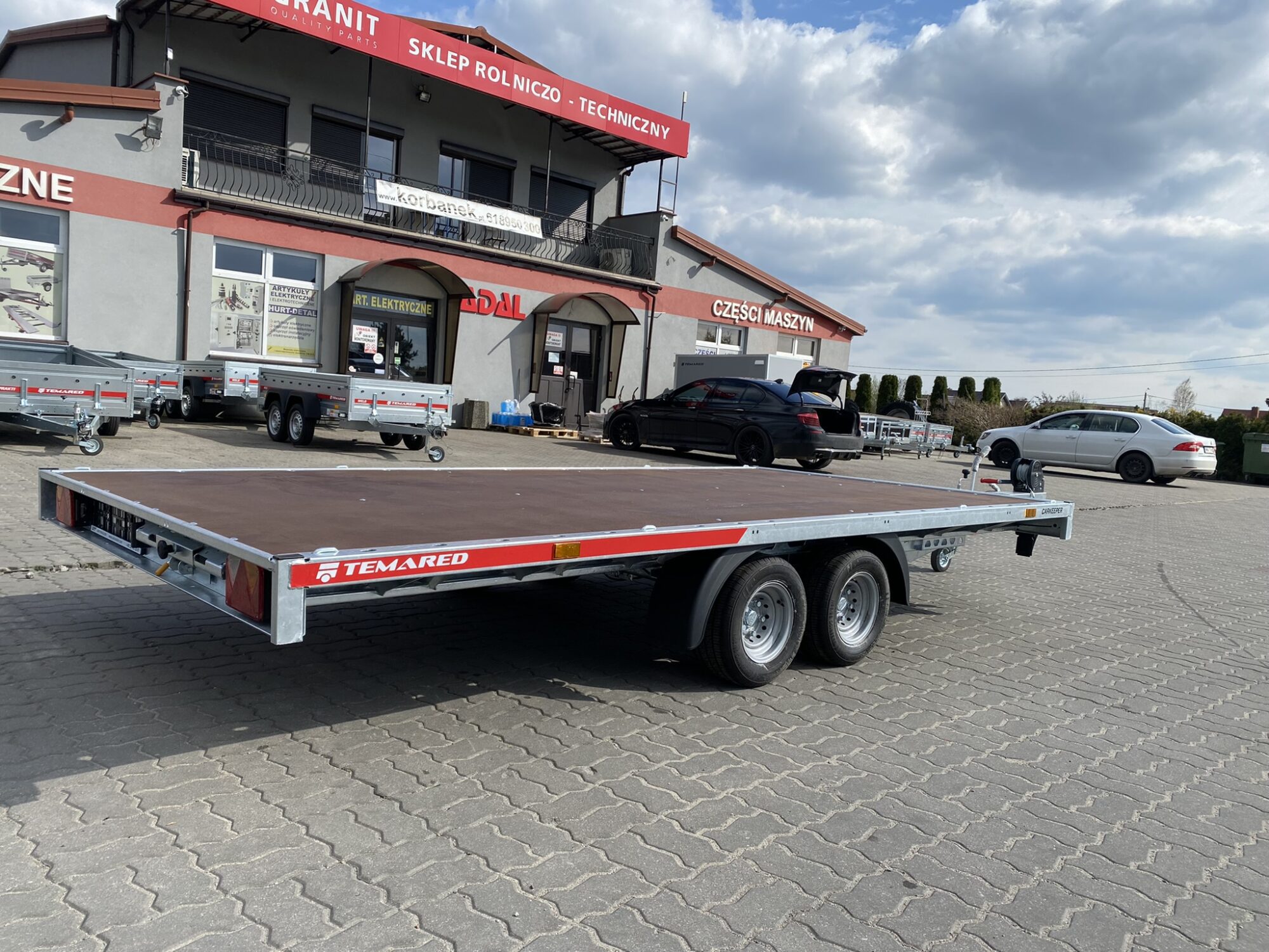 Laweta Temared Carkeeper 4020 sklejka dwuosiowa o DMC 2700kg