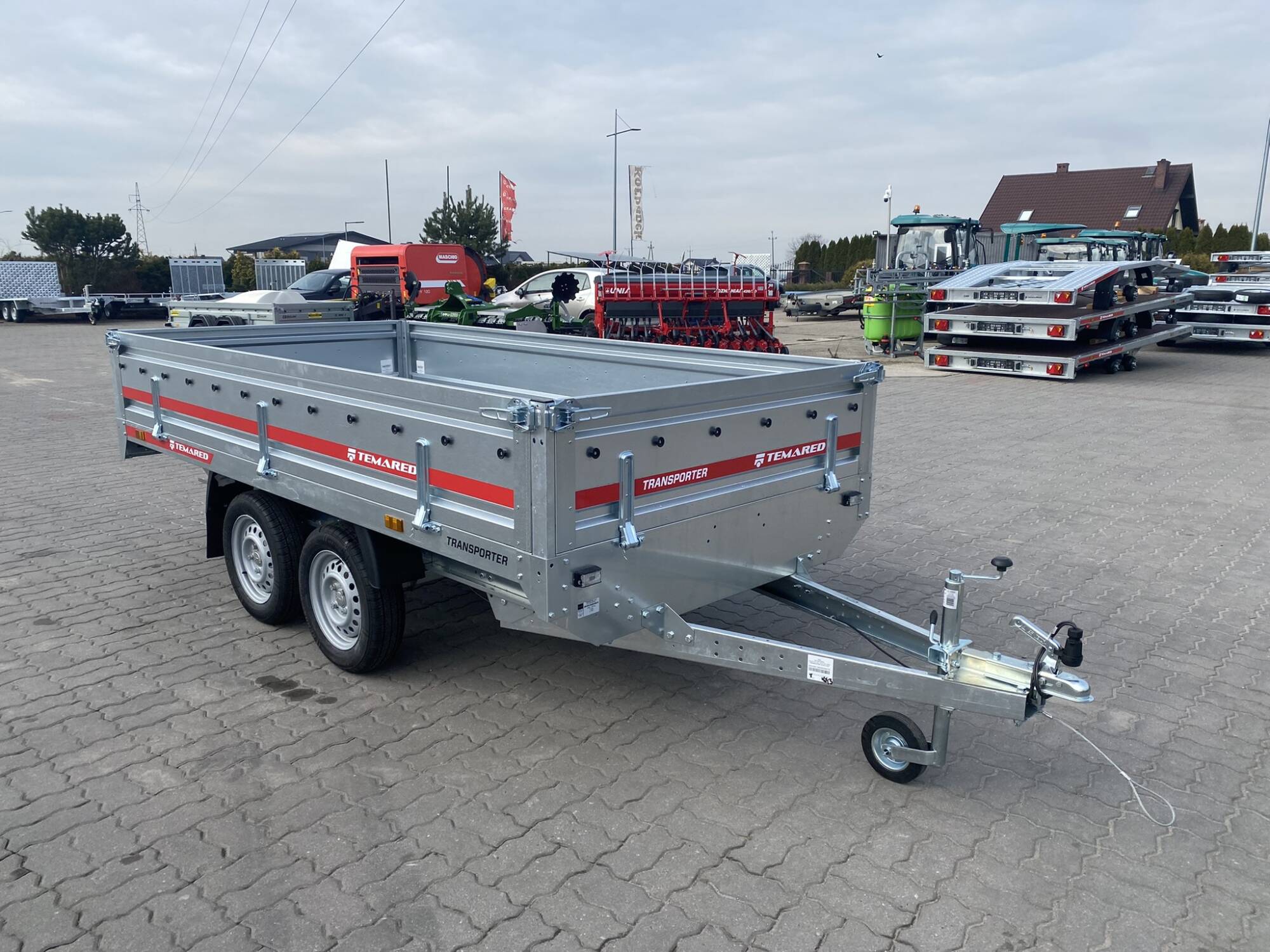 Przyczepa dwuosiowa Temared Transporter 3015/2 o DMC 750kg