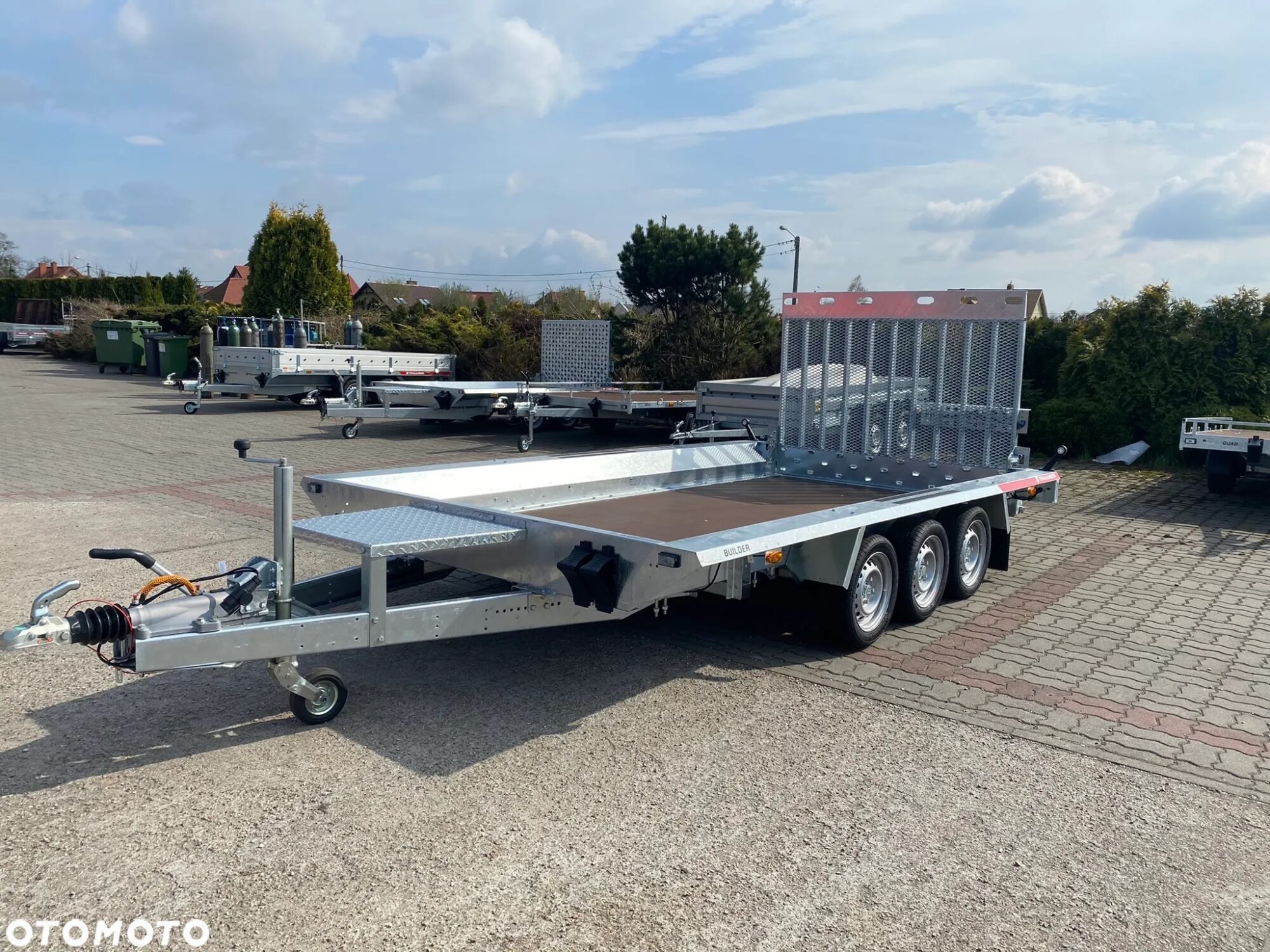 Przyczepa do przewozu sprzętu budowlanego Temared Builder 4018/3 o DMC 3500kg