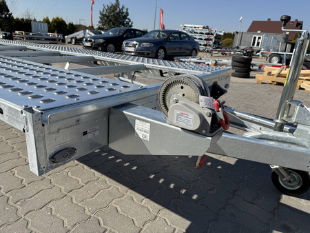 Laweta trzyosiowa TEMARED CAR 8521/3 S 3.5T z Lohrami aluminiowymi DMC 3500kg na 2 auta