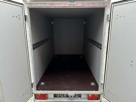 Kontener Furgon Box 2512/2 dwuosiowa o DMC 750KG